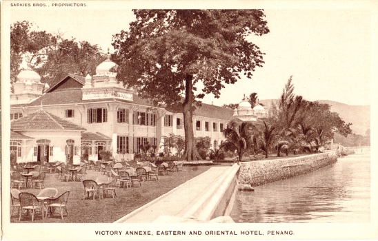 1900s view of the E & O's back-lawn facing the Malacca Straits, and its Victory Annexe.  