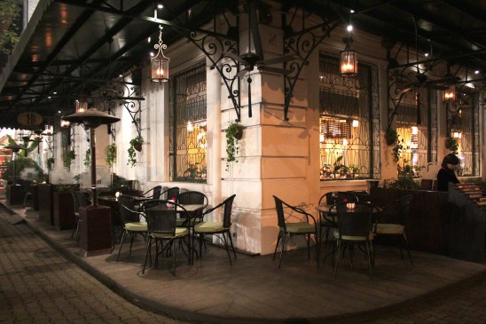 The iconic and fabulous La Terrasse cafe restaurant, at today's Sofitel Legend Metropole Hanoi. 